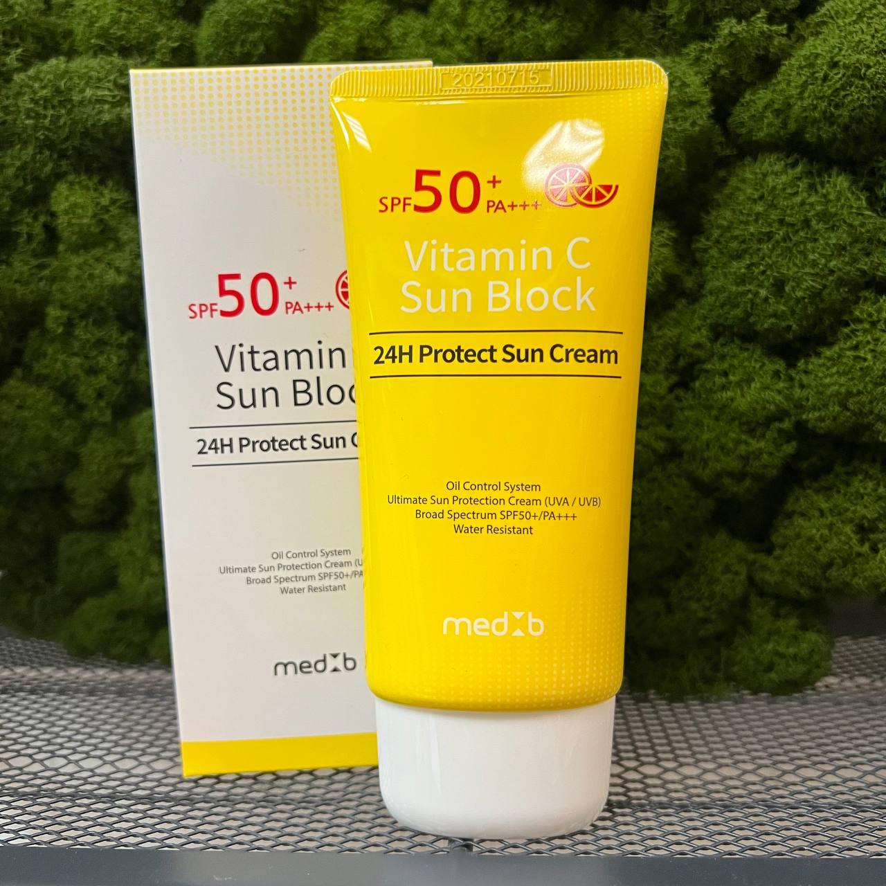 Солнцезащитный крем для лица Med:B Vitamin C Sun Block