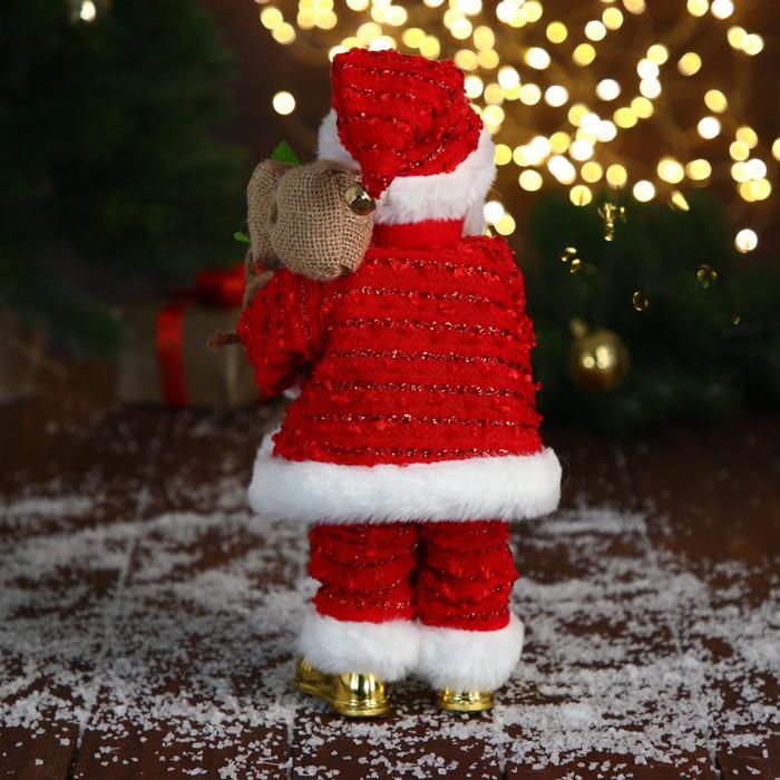 Дед Мороз "В свитере и блестящей шубке с белым мехом" двигается, лампа светится, 15х30 см - фото 4 - id-p181225898