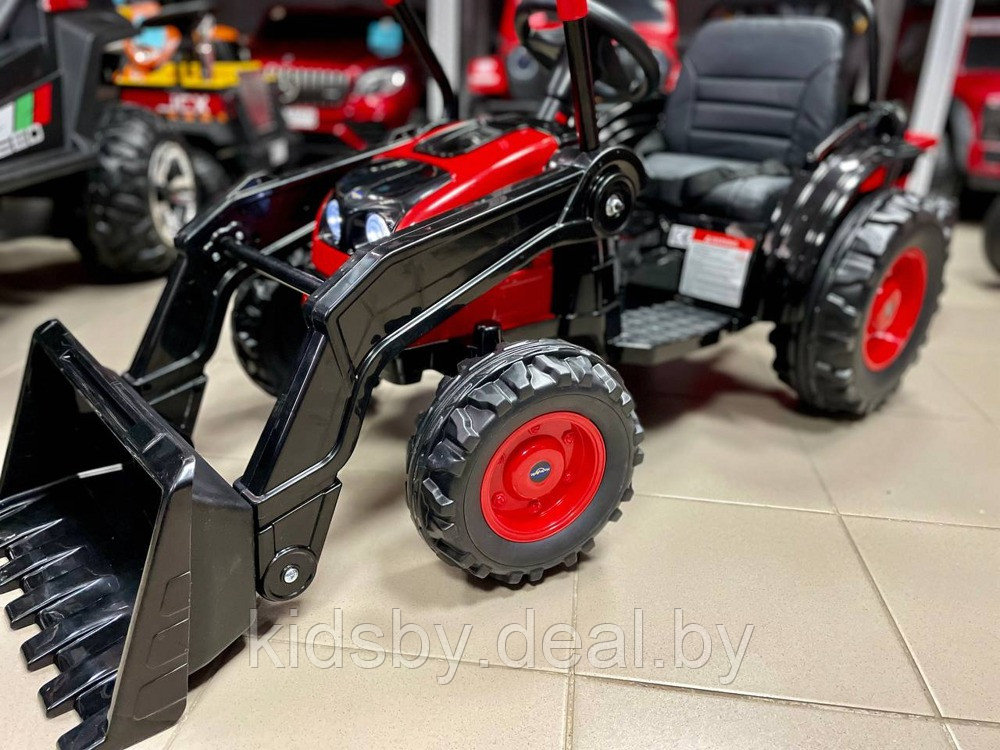 Детский электромобиль, трактор-погрузчик с прицепом RiverToys HL395 (красный) - фото 1 - id-p181068003