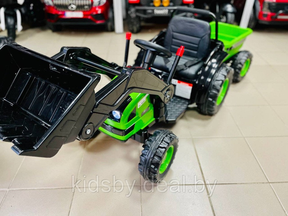 Детский электромобиль, трактор-погрузчик с прицепом RiverToys HL395 (зеленый) - фото 2 - id-p181068002