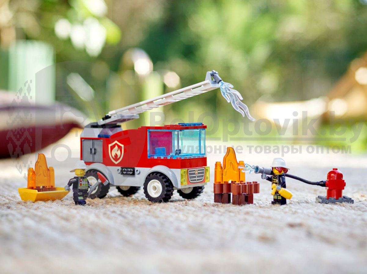 Оригинал Конструктор LEGO City 60280: Пожарная машина с лестницей (Лего) - фото 8 - id-p181588519