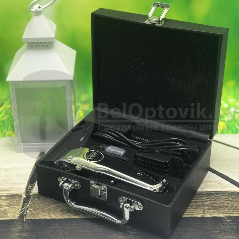 Подарочный набор в кейсе - Профессиональный триммер VGR V-035 в металлическом корпусе для стрижки волос - фото 6 - id-p181588647