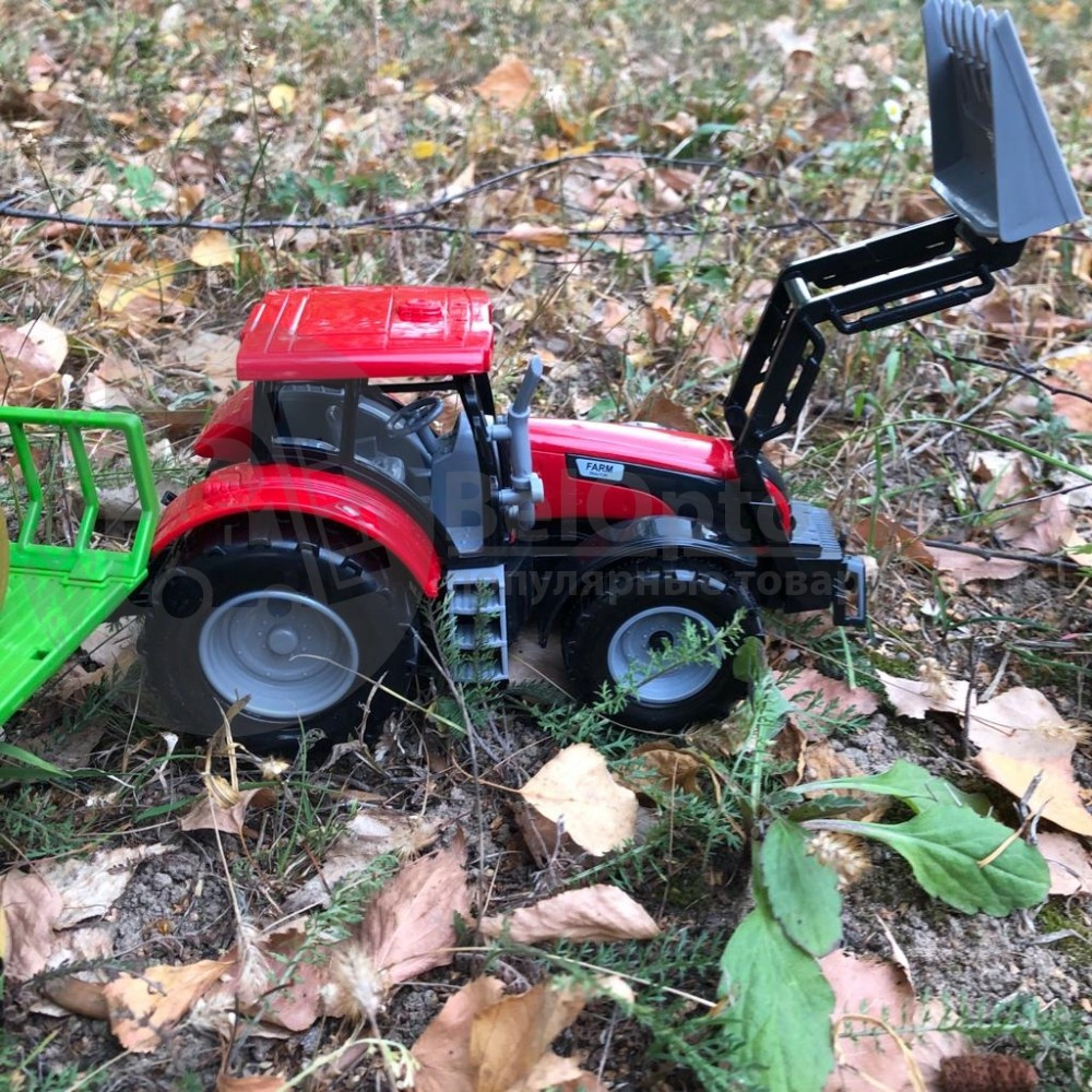 Модель трактора: Трактор уборочный с ковшом и стогами сена 1:32 Qunxing Toys 550-35A - фото 5 - id-p181591046