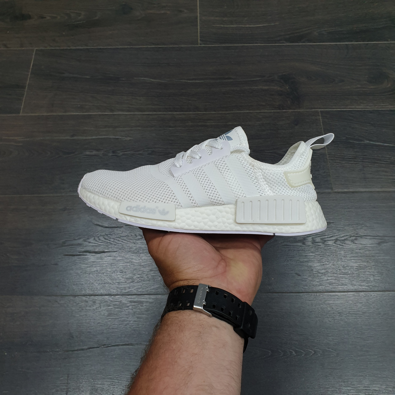 Кроссовки Adidas NMD R1 White