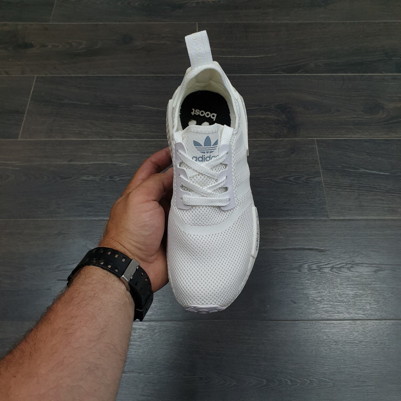 Кроссовки Adidas NMD R1 White - фото 3 - id-p12943169