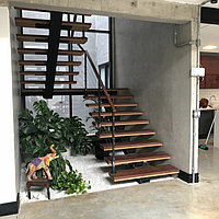 Лестница на монокосоуре с площадкой, монокосоур для лестницы модель 157