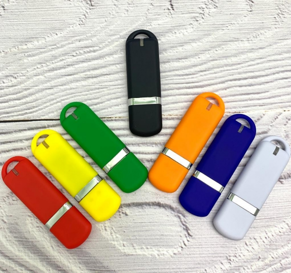 USB накопитель (флешка) Shape с покрытием софт тач, 16 Гб - фото 1 - id-p181813607
