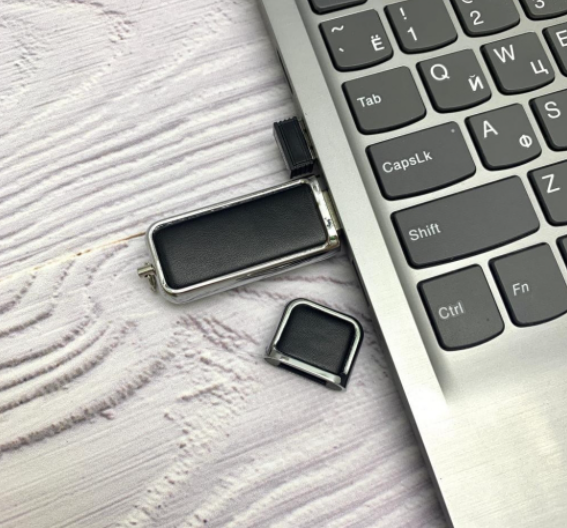 USB накопитель (флешка) Business кожа/металл, 16 Гб - фото 1 - id-p181939054