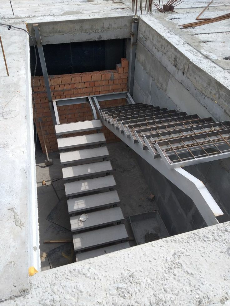 Металлокаркас лестницы под заливку бетоном модель 88