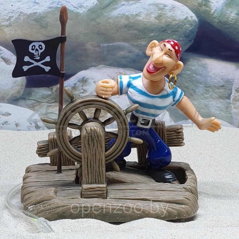 Декор-распылитель движущийся, серия Люкс Пират за штурвалом, фото 1