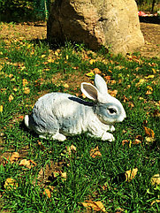 Садовая фигура из полистоуна Кролик 20х31х17 см