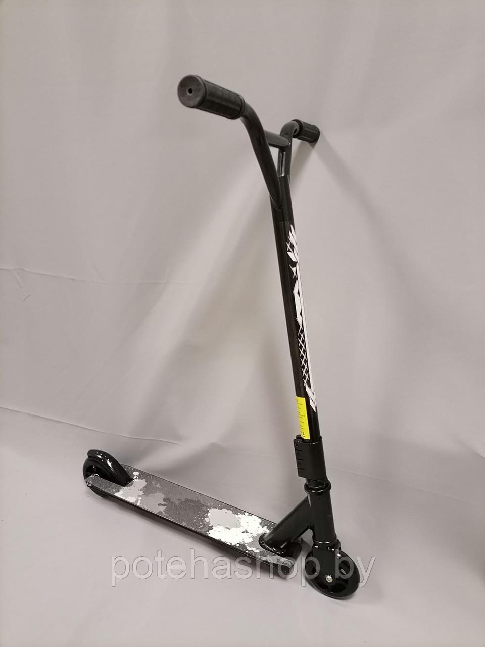 Трюковый самокат Scooter 300A серый