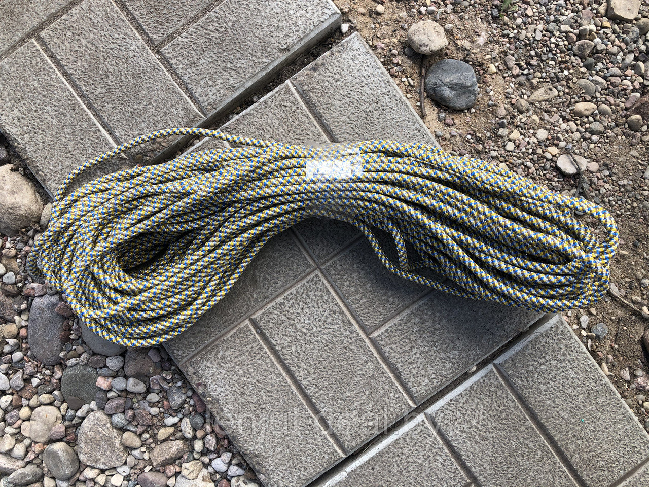 Веревка плетеная полипропиленовая цветная 6мм / 50м моток - фото 1 - id-p74073052