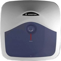 Накопительный электрический водонагреватель над мойкой Ariston BLU EVO R 30 RU