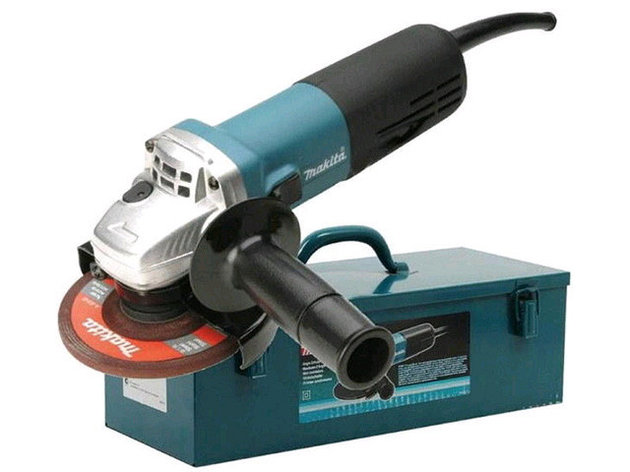 Одноручная углошлифмашина MAKITA 9557 HNK6 в чем. (840 Вт, диск 115х22 мм), фото 2