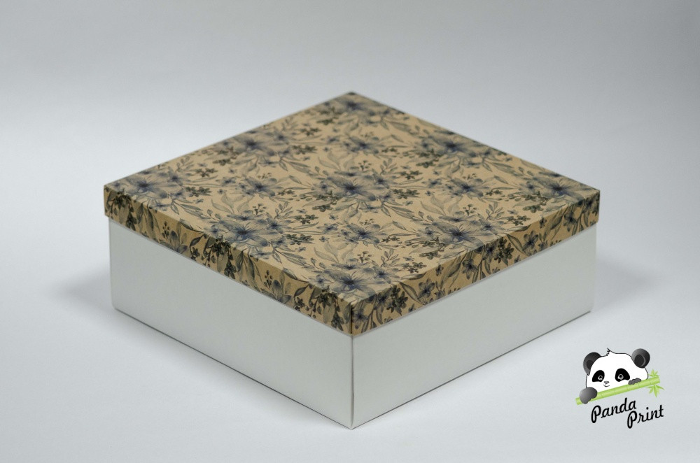 Коробка 260х255х100 Голубые цветы на крафте (белое дно)