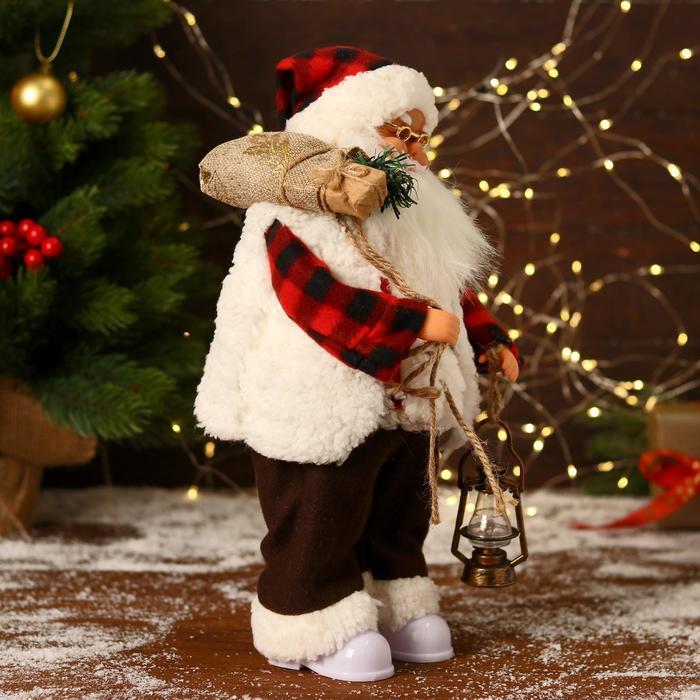 Дед Мороз "В клетчатом тулупе, с фонариком" двигается, ботинки светятся, 17х35 см - фото 4 - id-p183866815