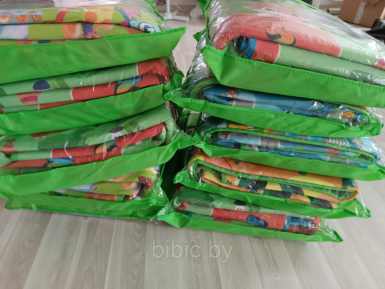 Детский развивающий двухсторонний игровой коврик, 200 x 180 см в сумке, термоковрик для детей малышей - фото 5 - id-p81357451