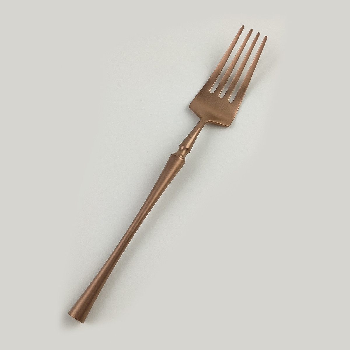 Вилка столовая ,PVD покрытие,медный матовый цвет,серия "1920-Copper" P.L.