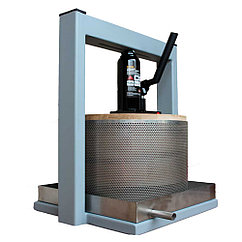 Пресс для сока (соковыжималка) домкратный 20л