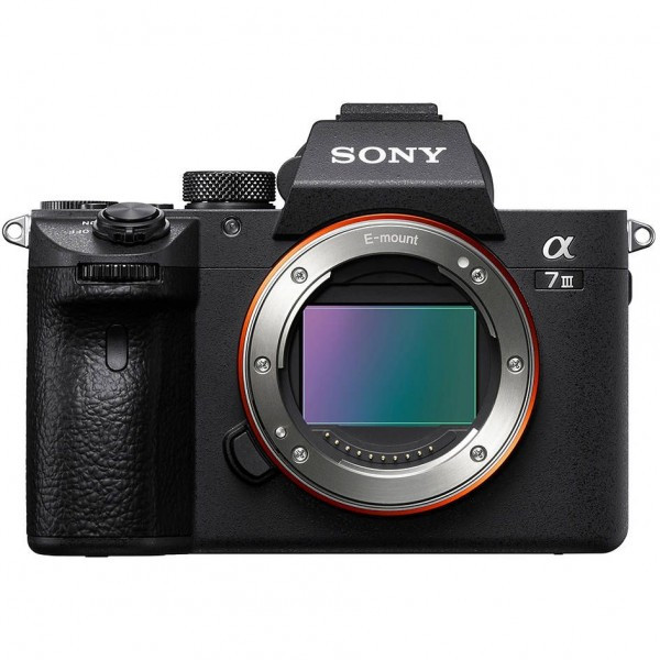 Фотоаппарат беззеркальный Sony Alpha A7 III Body (ILCE-7M3) - фото 1 - id-p184428731