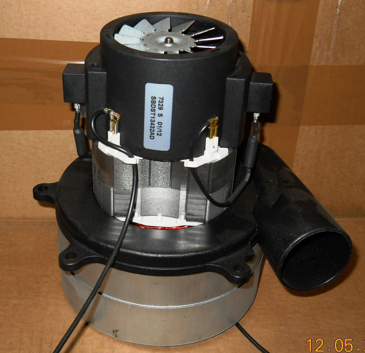 Мотор (двигатель) тангенциальный пылесоса VAC025UN 1200w - фото 1 - id-p22963412