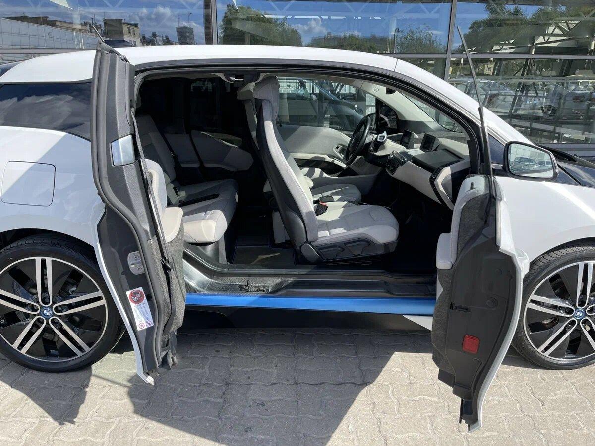 Посуточная аренда BMW i3 REX - фото 10 - id-p184536286