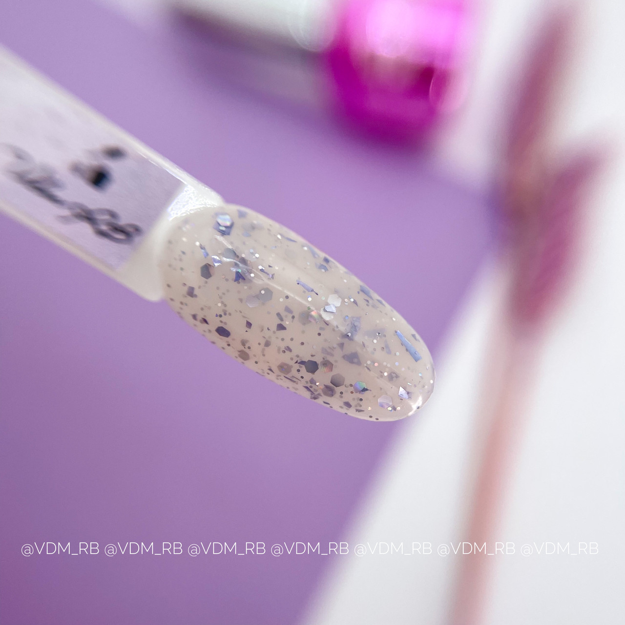 База Lilly Beaute с поталью #4, 12 мл