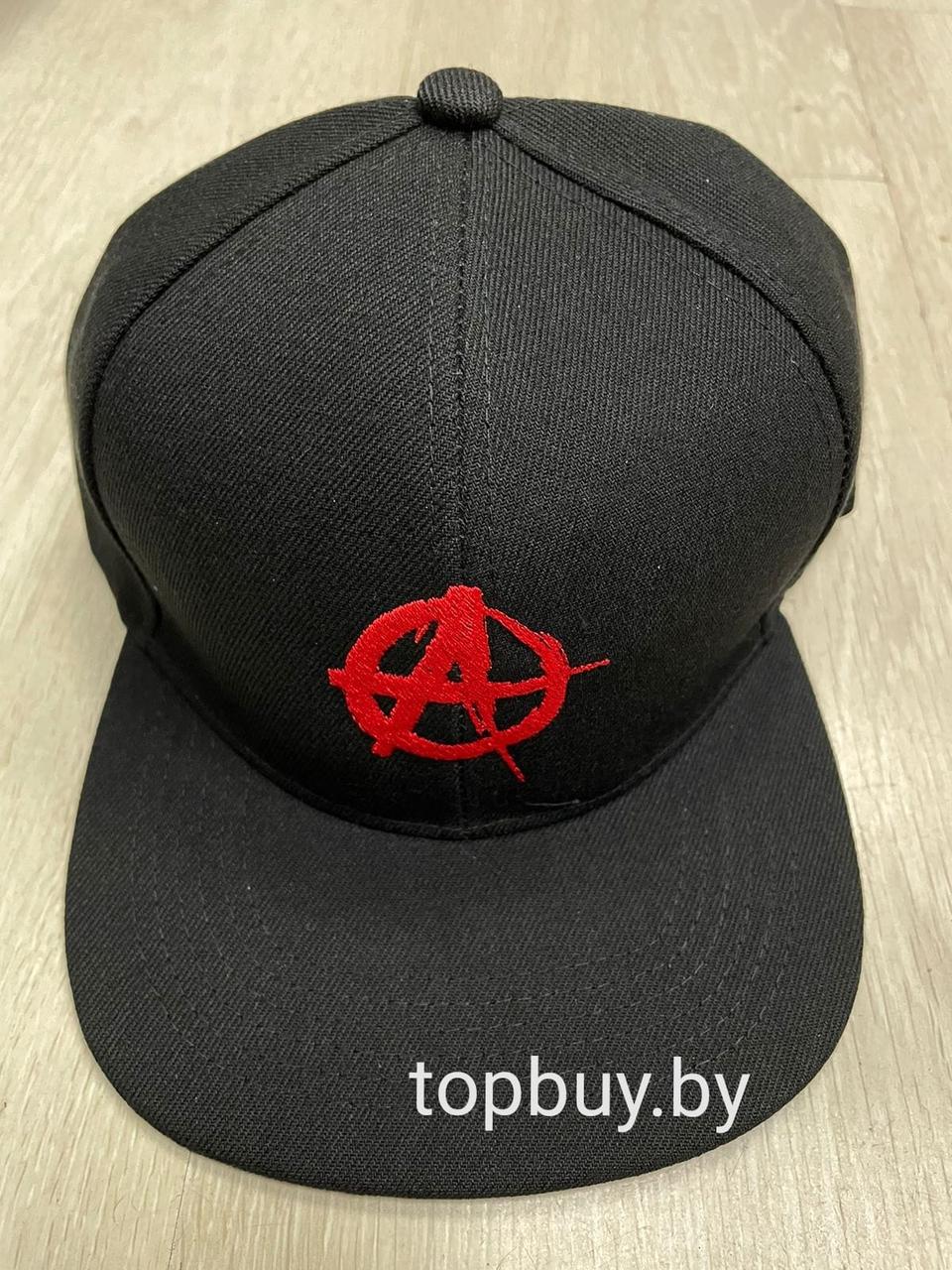 Бейсболка с логотипом "анархия".