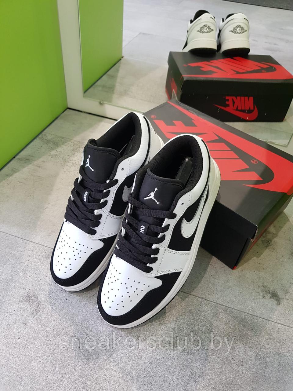 Кроссовки женские Nike Jordan 1 Low / черно-белые / повседневные / подростковые / летние / осенние - фото 6 - id-p184887998