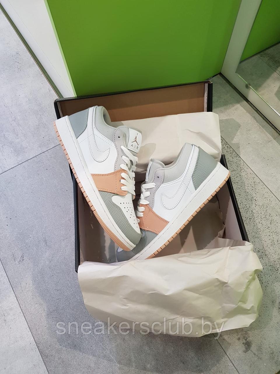 Кроссовки женские Nike Jordan 1 Low / повседневные / подростковые / летние / осенние - фото 3 - id-p184889098