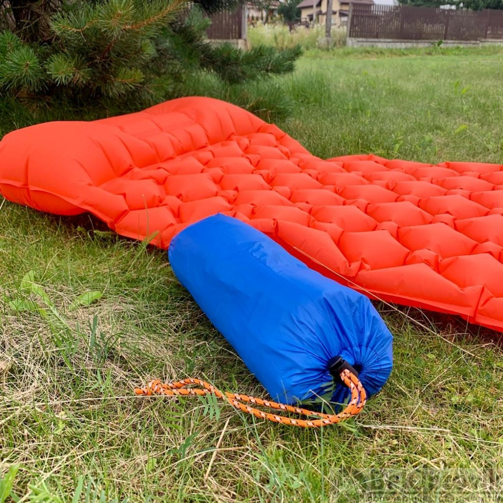 Туристический сверхлегкий матрас со встроенным насосом SLEEPING PAD и воздушной подушкой Оранжевый - фото 4 - id-p184855357