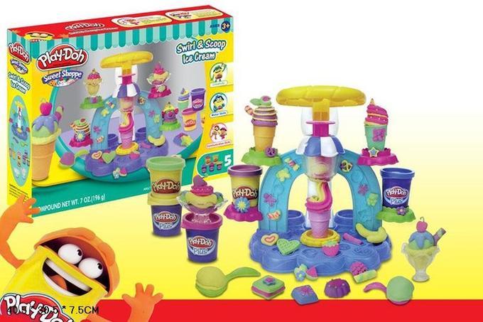 Игровой набор для лепки Play-Doh "Фабрика мороженого"