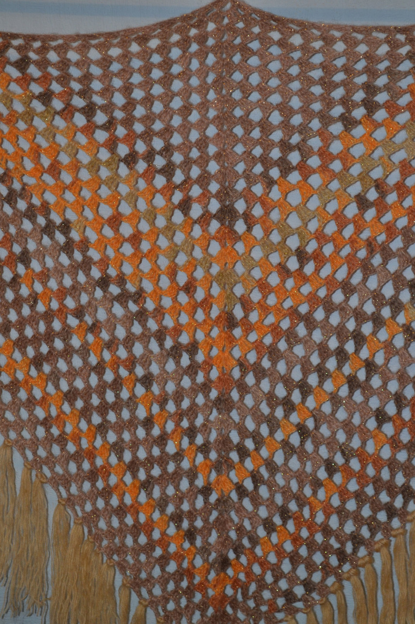 Шаль с кистями оранжевая в подарок женщине - фото 4 - id-p106857072