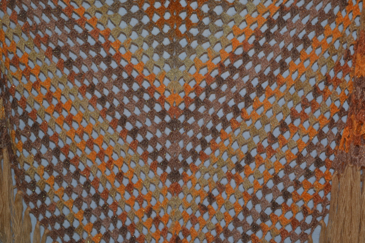 Шаль с кистями оранжевая в подарок женщине - фото 5 - id-p106857072