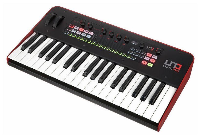 Аналоговый синтезатор IK Multimedia UNO Synth Pro - фото 2 - id-p185385092