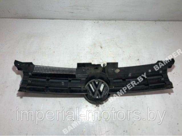 Решетка радиатора Volkswagen Golf 4 - фото 2 - id-p128939665