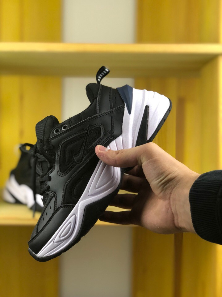 Кроссовки черные Nike M2K Tekno