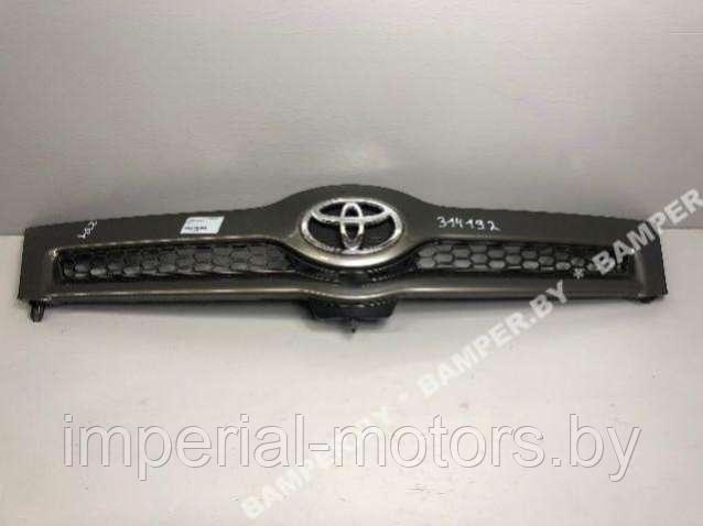 Решетка радиатора Toyota Corolla Verso - фото 1 - id-p128935776