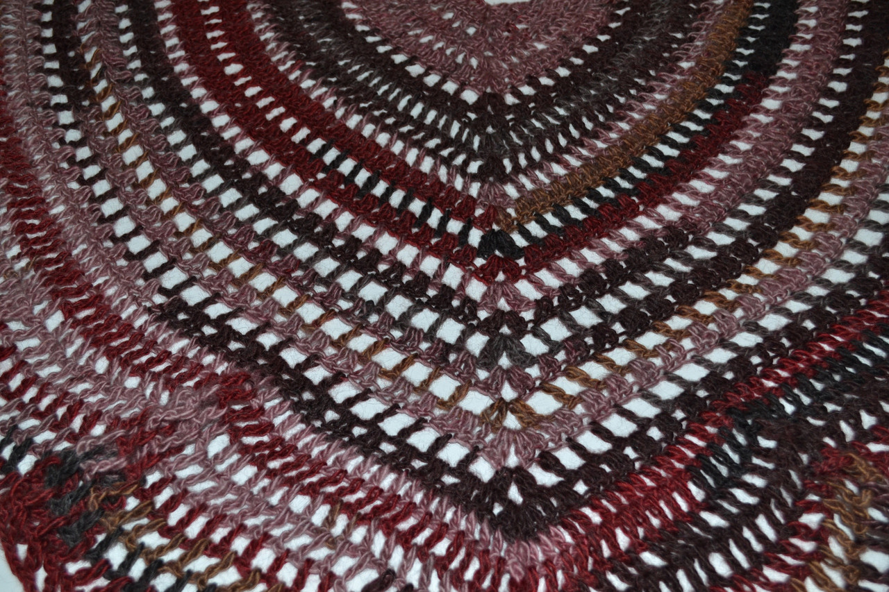 Платок теплый шерстяной зимний женский вязаный крючком - красивый женский подарок - фото 4 - id-p108315217