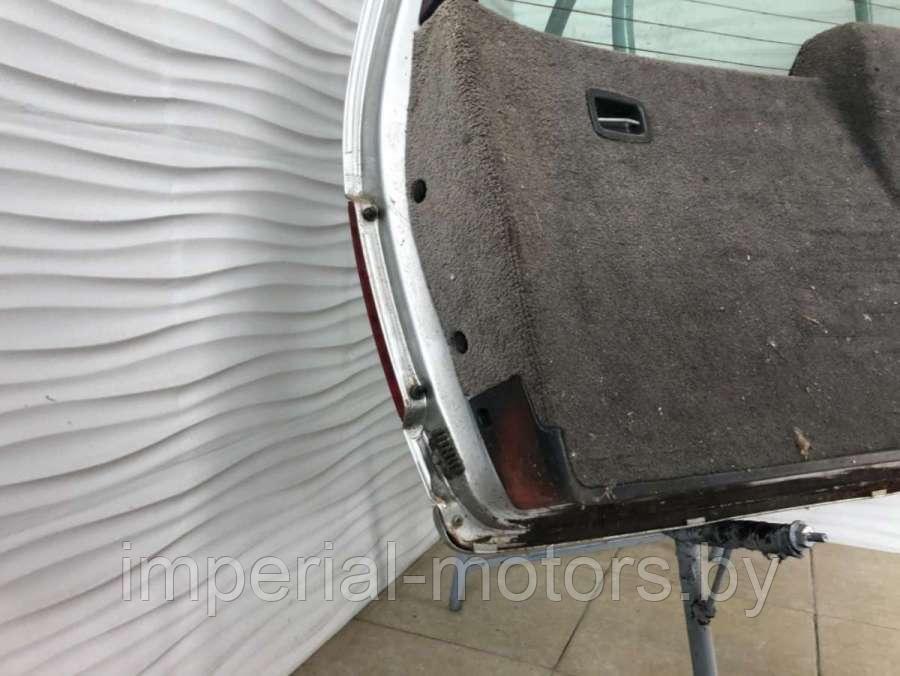 Крышка багажника (дверь 3-5) Mercedes E W210 - фото 8 - id-p128935873