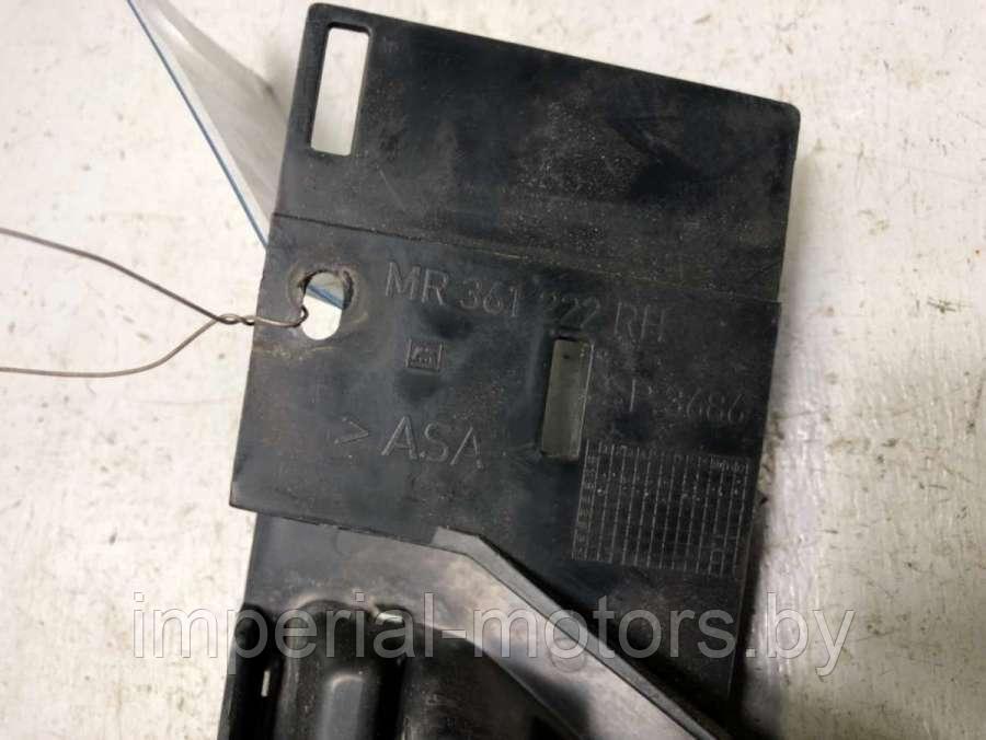 Решетка радиатора Mitsubishi Carisma - фото 4 - id-p167461515