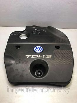 Крышка двигателя декоративная Volkswagen Golf 4