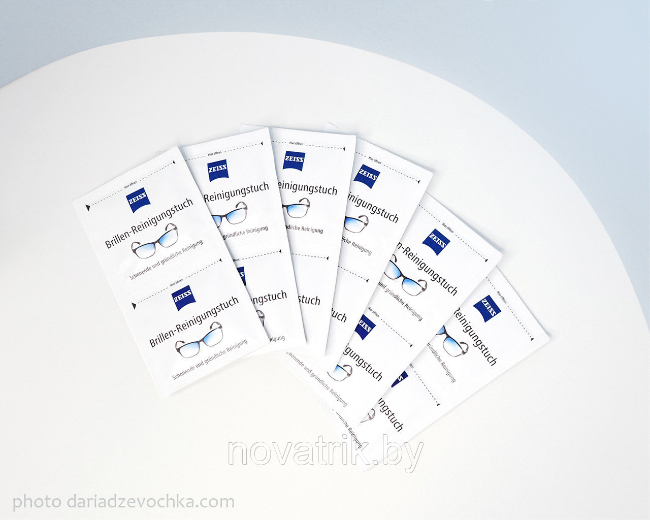 Салфетка для очистки очковых линз Zeiss Универсальные чистящие (1шт)