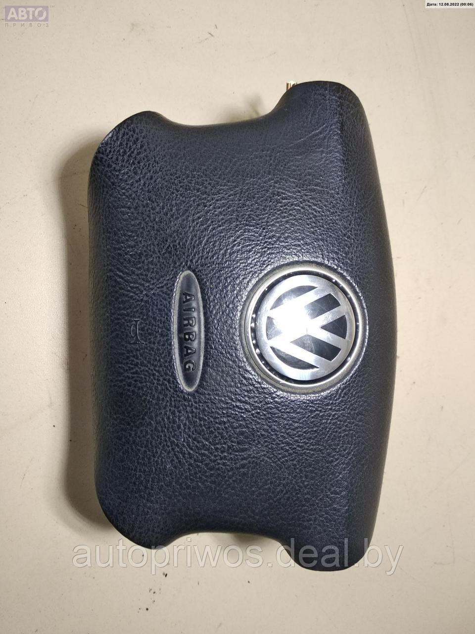 Подушка безопасности (Airbag) водителя Volkswagen Bora - фото 1 - id-p185586083