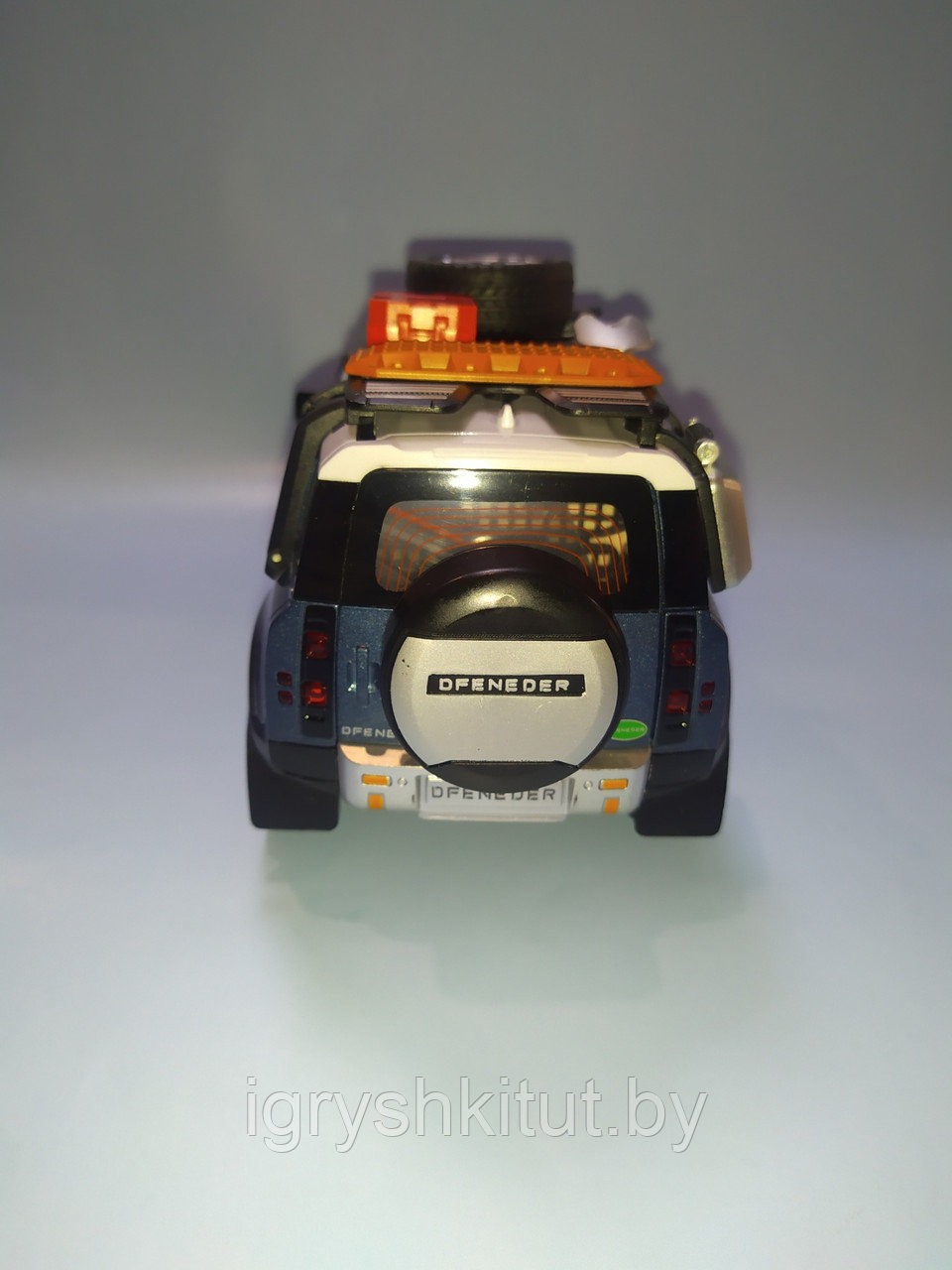 Металлическая машинка Land Rover Defender - фото 5 - id-p185671658