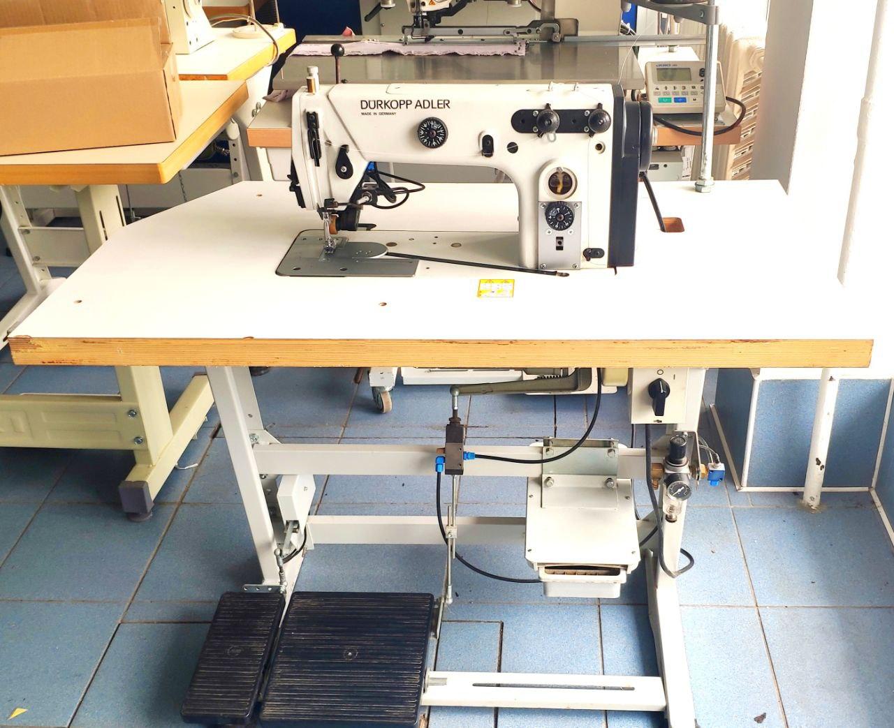 Durkopp-Adler 173 - 141110 БУ промышленная швейная машина для втачивания рукавов - фото 1 - id-p186148480