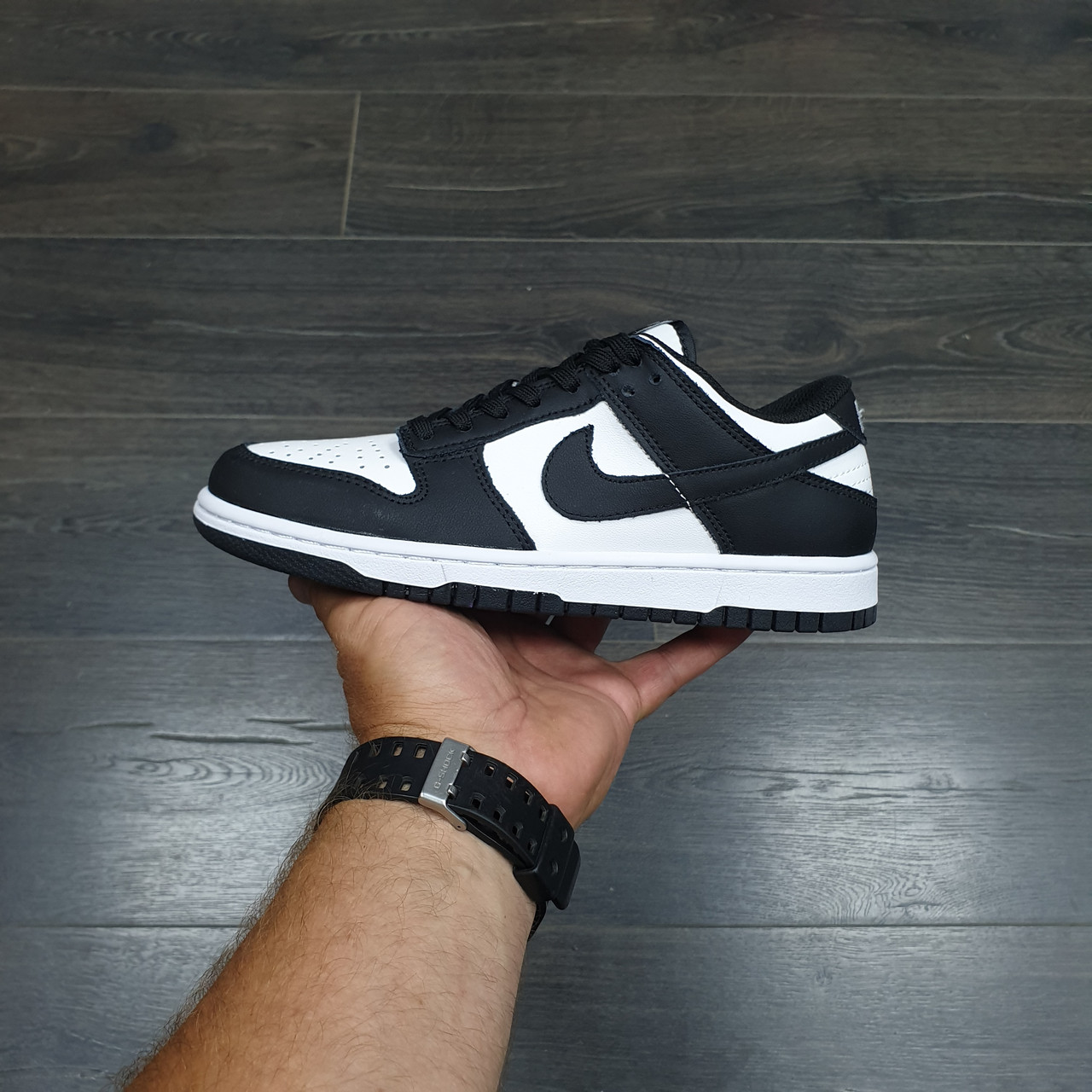 Кроссовки WMNS Nike Dunk Black White