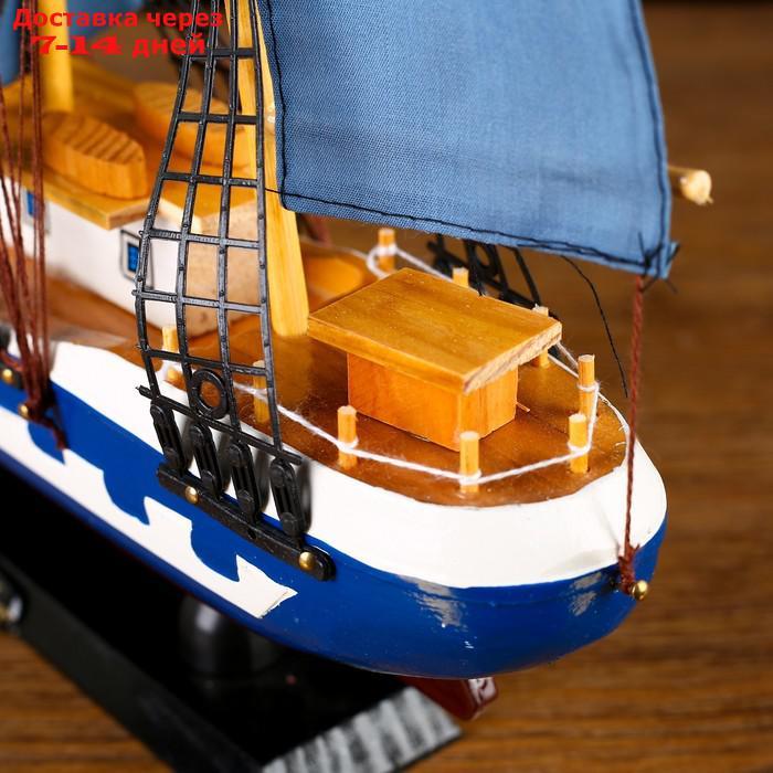 Корабль сувенирный средний "Всадник", паруса синие, микс, 43х8,5х39 см - фото 6 - id-p177341788