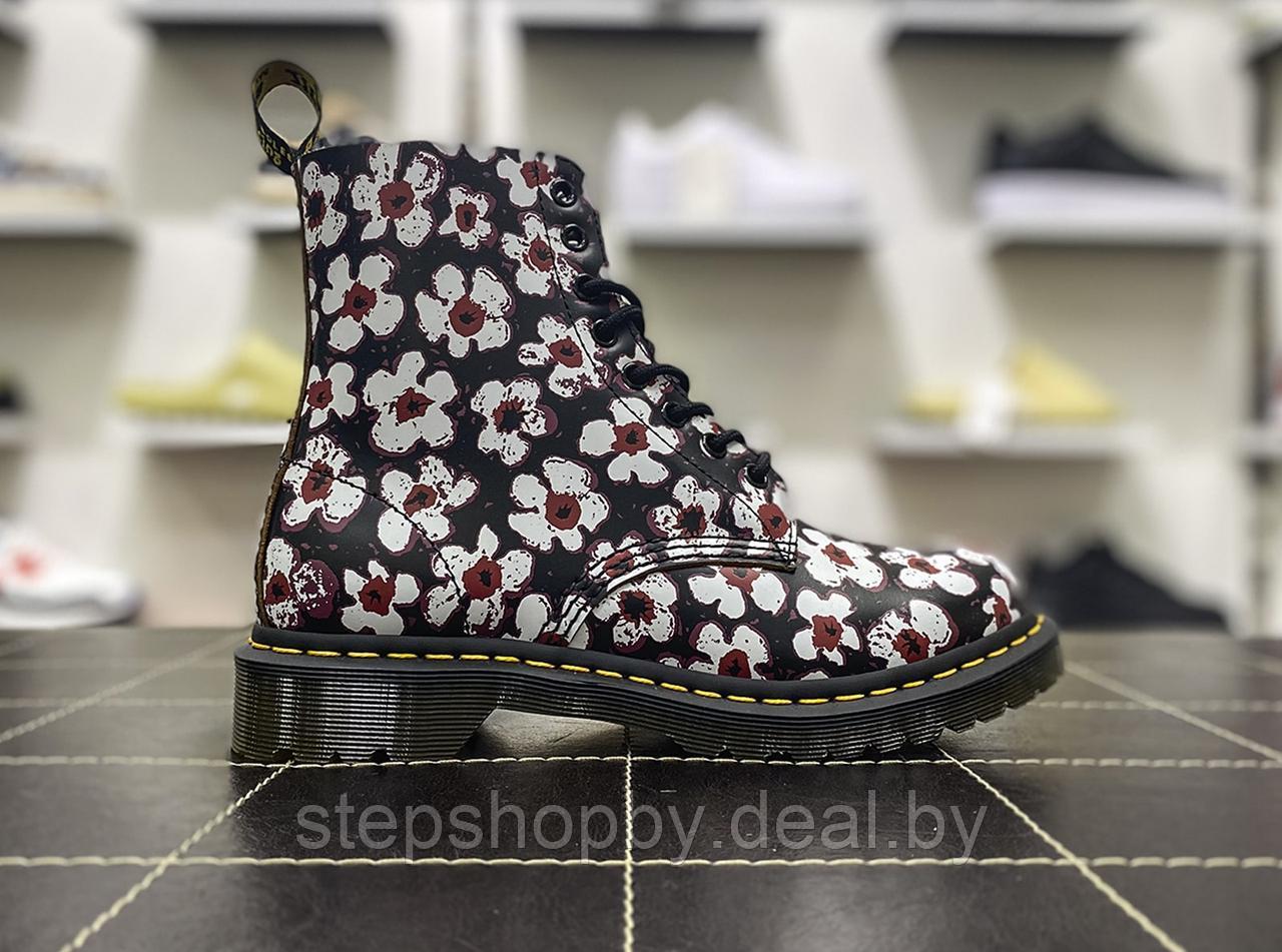 Ботинки Dr Martens 1460 PASCAL FLORAL LEATHER LACE UP BOOTS - фото 1 - id-p187140064